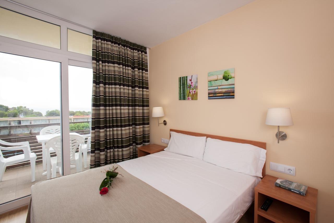 Aparthotel Comtat Sant Jordi Castell-Platja d’Aro Exterior foto